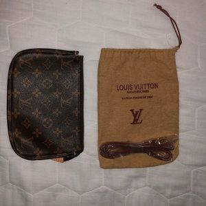 Louis Vuitton Small Crossbody Bag!